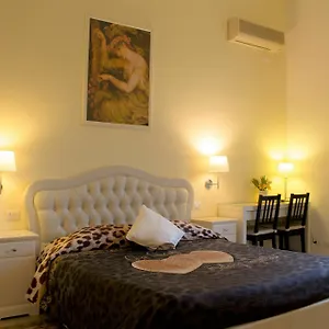 orsini-reali.it-romehotels.com/